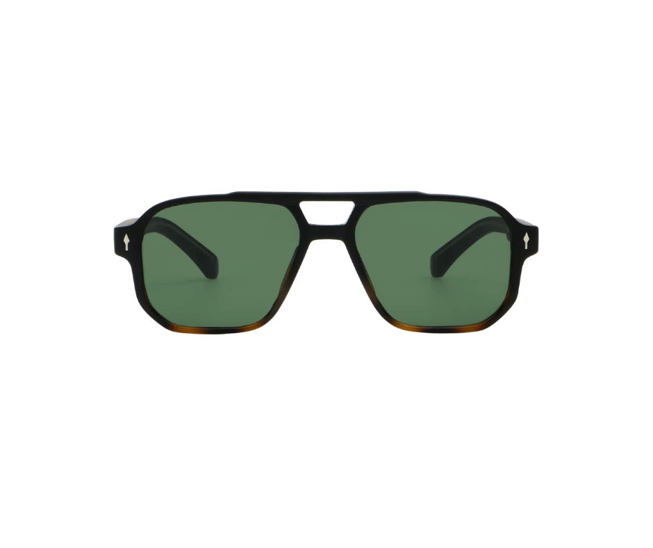 Eclipse in Black Green