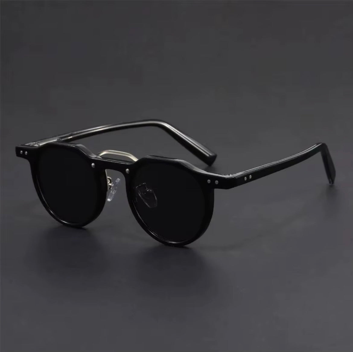 Signature in Black