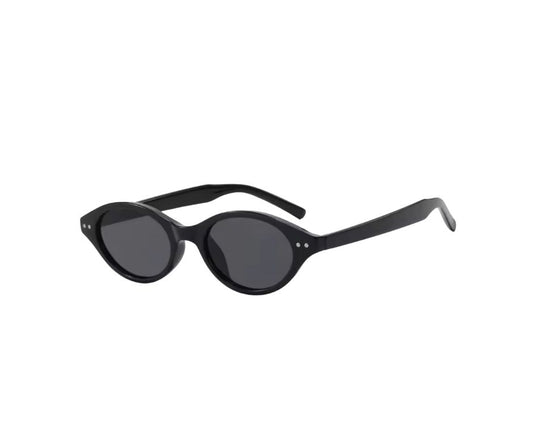 MYTHU In Black