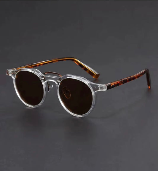 Signature in Brown